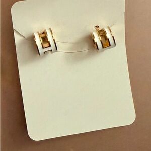 Earrings with set
